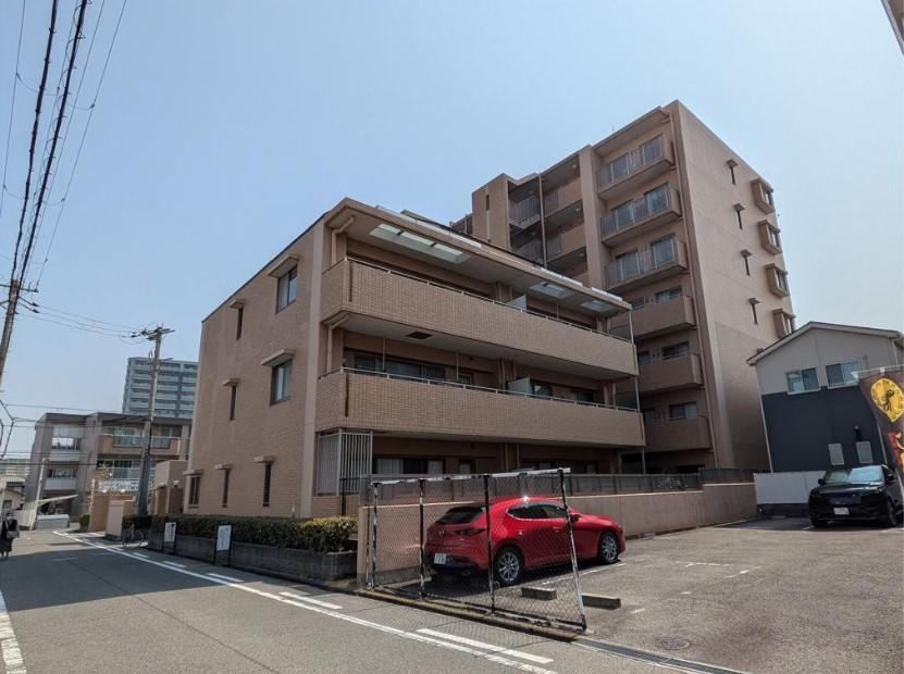 3LDK apartment in Kita Ward, Sakai, Osaka - Photo 1