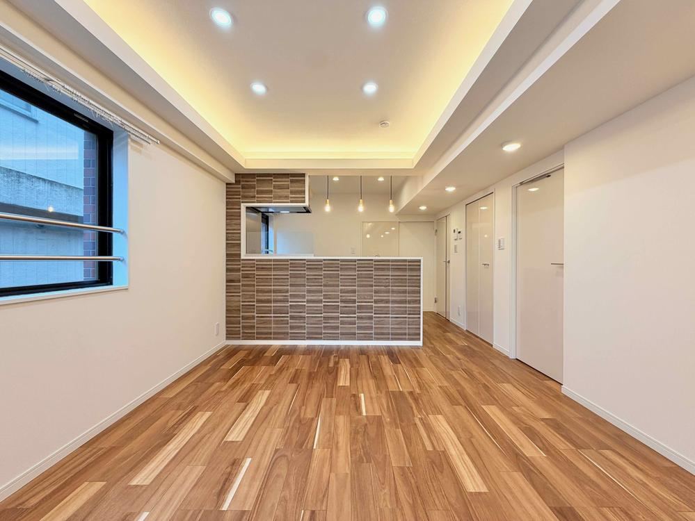 1LDK apartment in Shibuya Ward, Tokyo - Photo 1