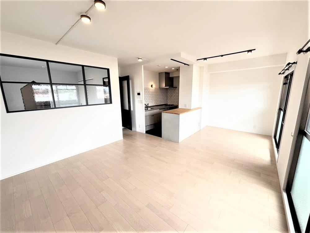 3LDK apartment in Kita Ward, Sakai, Osaka - Photo 1