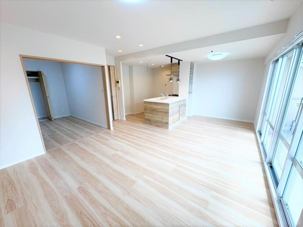 3LDK apartment in Kita Ward, Sakai, Osaka - Photo 1