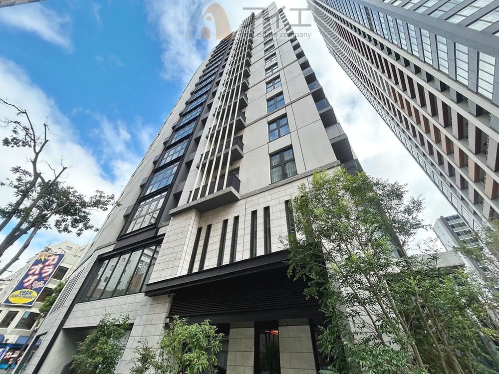 2LDK apartment in Chuo Ward, Chiba - Photo 1