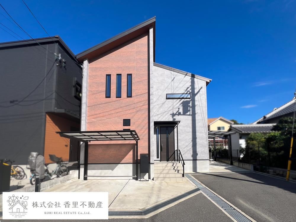 2LDK+2S house in Hirakata, Osaka - Photo 1