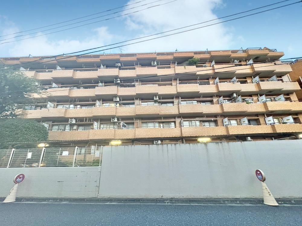 3LDK apartment in Nerima Ward, Tokyo - Photo 1