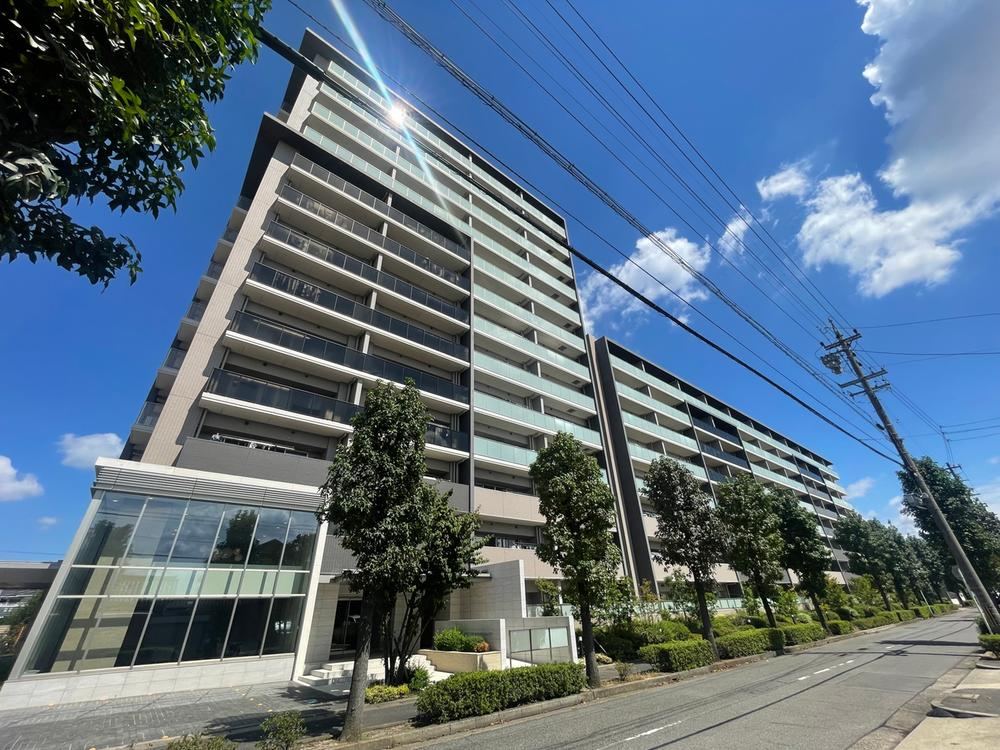 4LDK apartment in Komaki, Aichi - Photo 1