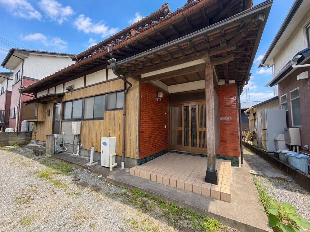 5DK house in Yoshinogari, Kanzaki District, Saga - Photo 1