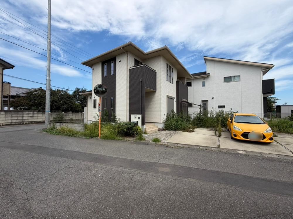 4LDK house in Isesaki, Gunma - Photo 1
