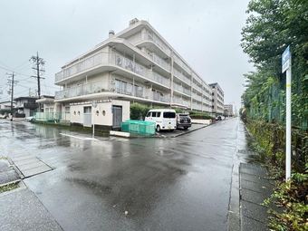 3LDK apartment in Aoi Ward