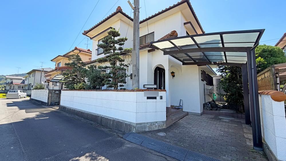 5DK house in Matsuyama, Ehime - Photo 1