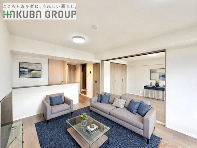 4LDK apartment in Soka, Saitama - Photo 1