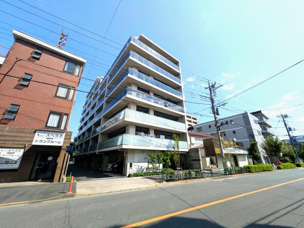 1LDK+2S apartment in Fuchu, Tokyo - Photo 1