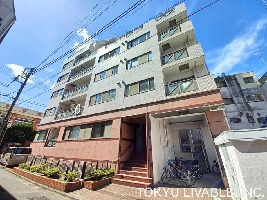 1LDK apartment in Kita Ward, Tokyo - Photo 1