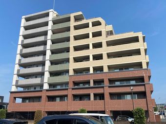 3LDK apartment in Higashi Ward