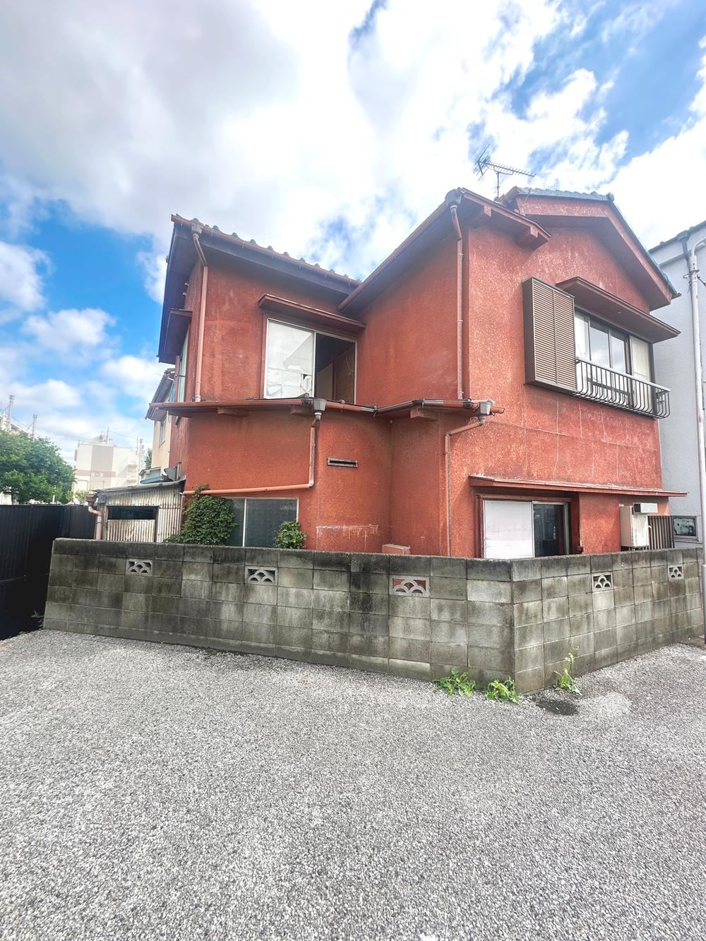 4LDKK+S house in Adachi Ward, Tokyo - Photo 1