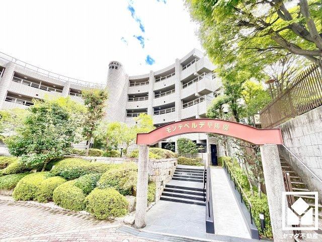 3LDK+S apartment in Nishinomiya, Hyogo - Photo 1