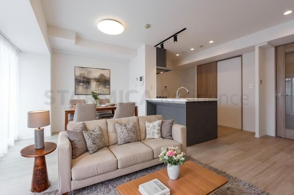 4LDK apartment in Kita Ward, Osaka - Photo 1