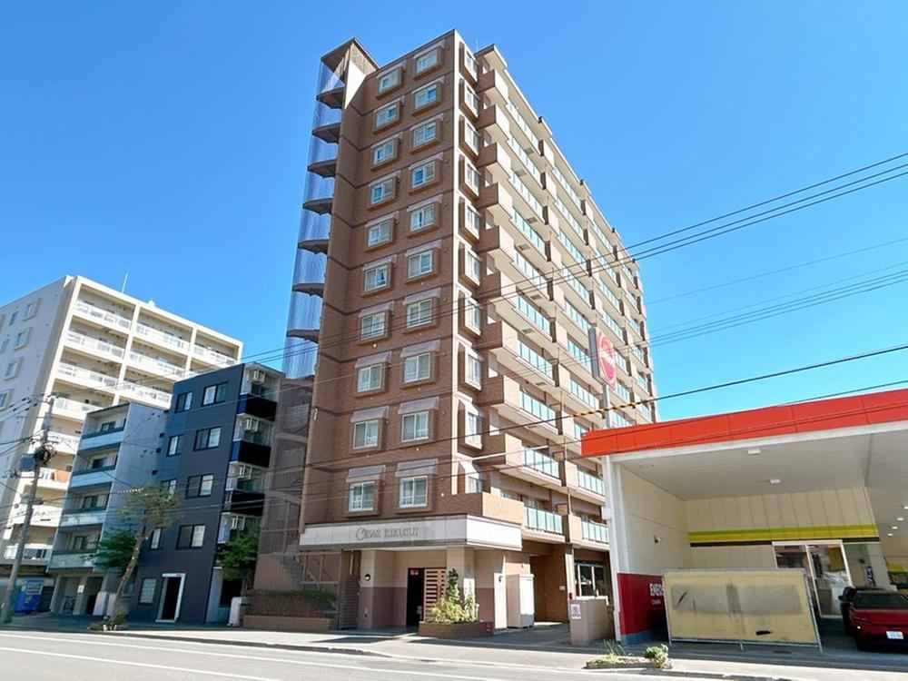 3LDK apartment in Shiroishi Ward, Sapporo, Hokkaido - Photo 1