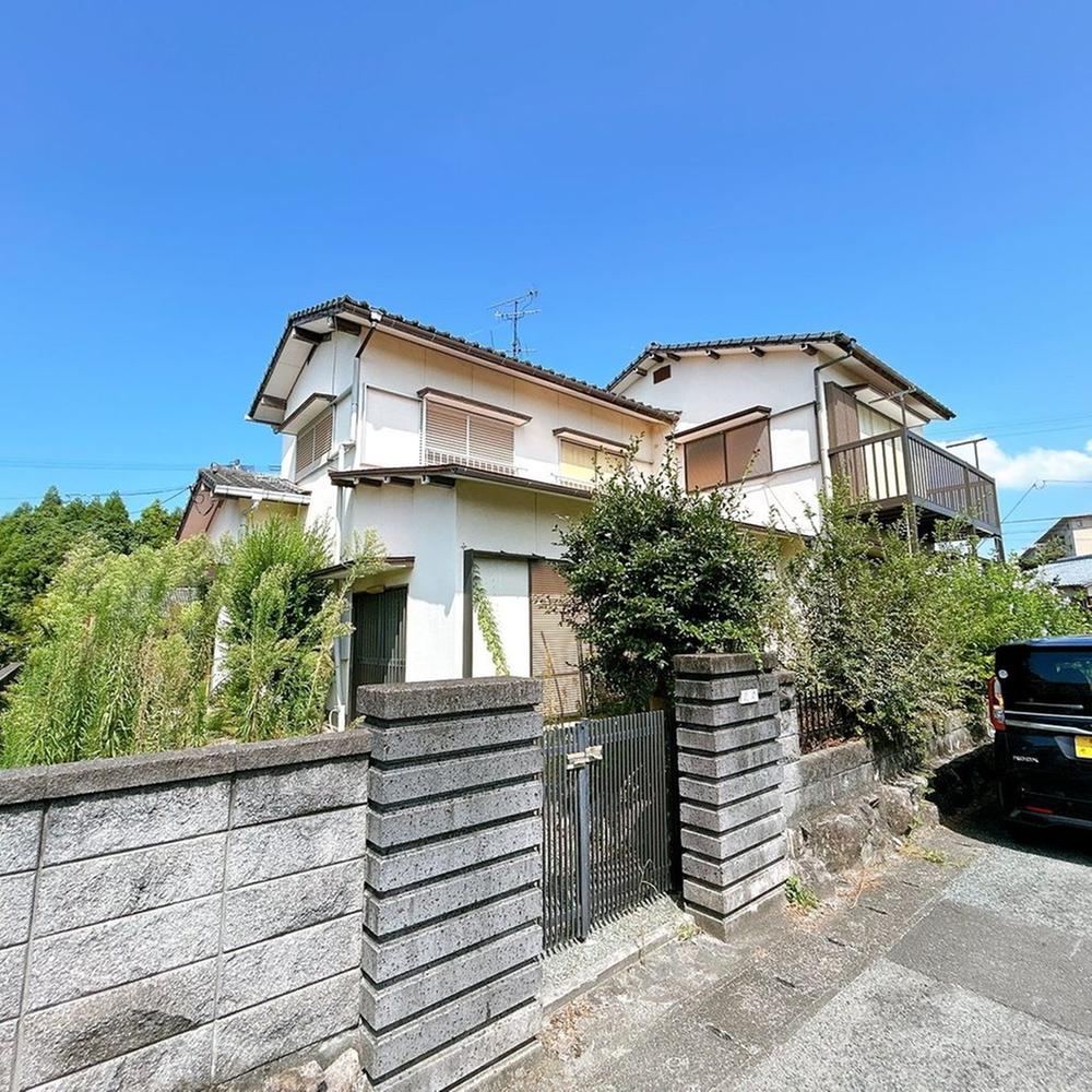 8DK house in Arao, Kumamoto - Photo 1