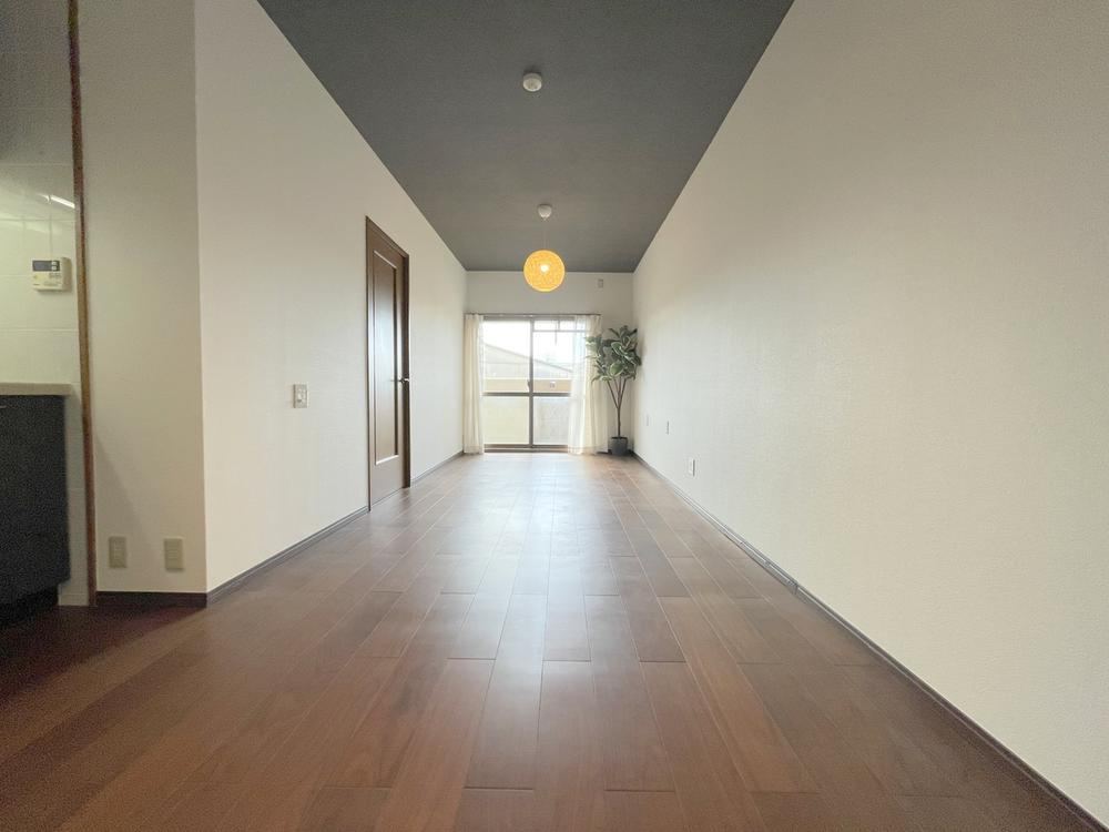 2LDK apartment in Nishiyodogawa Ward, Osaka - Photo 1