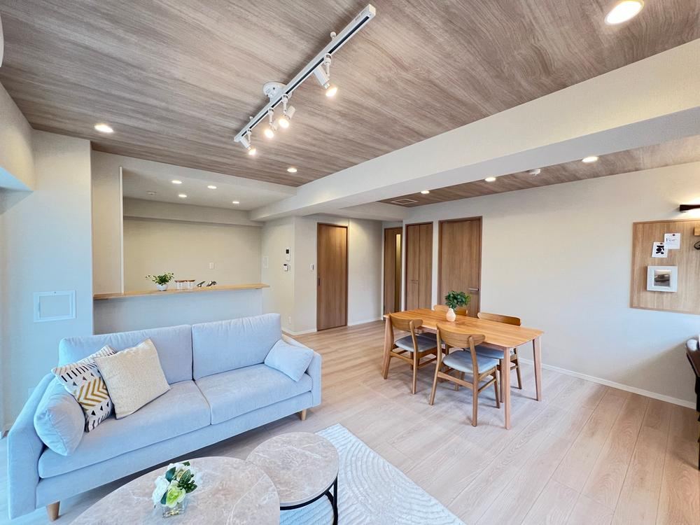 2LDK apartment in Nerima Ward, Tokyo - Photo 1