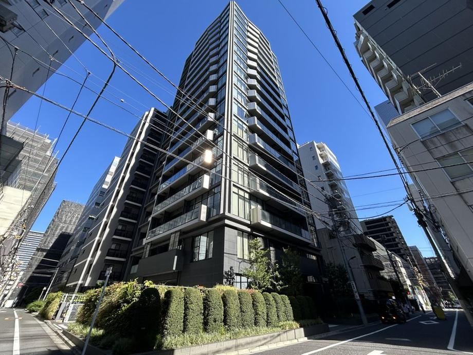 1LDK apartment in Minato Ward, Tokyo - Photo 1