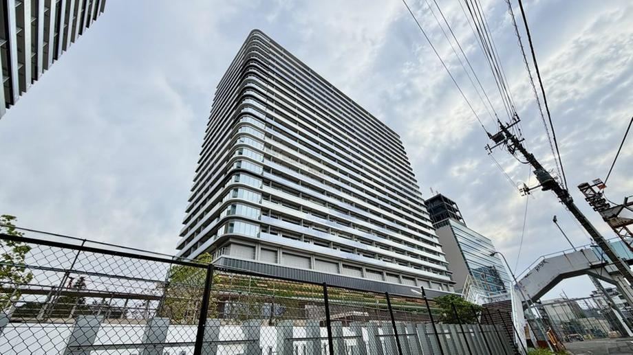 2LDK apartment in Nakano Ward, Tokyo - Photo 1