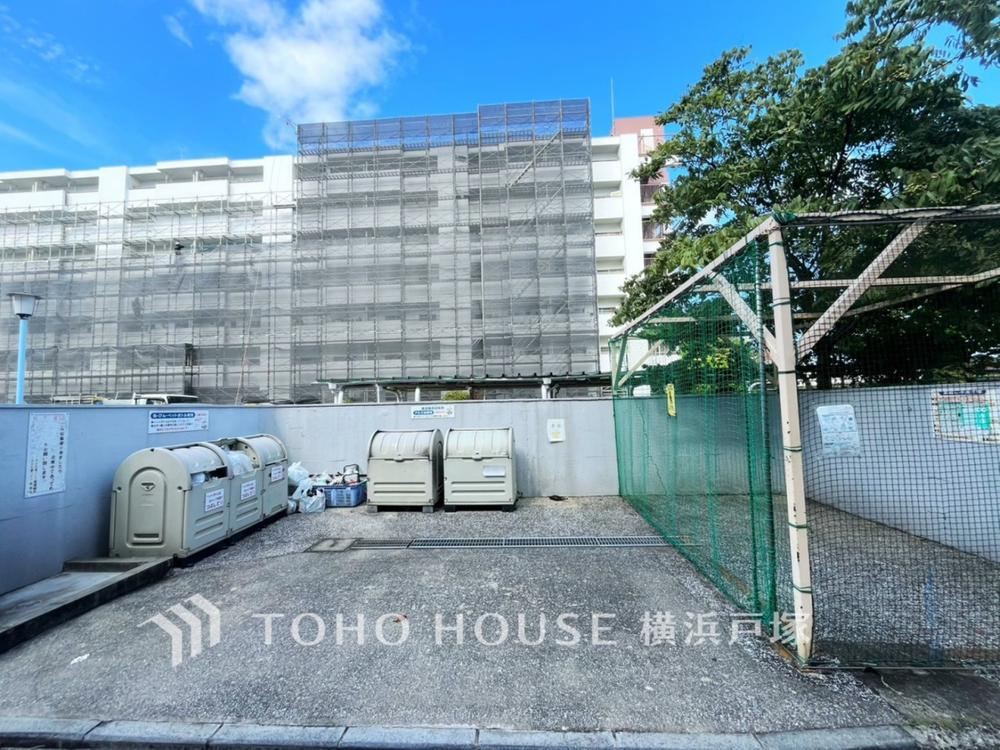 2LDK apartment in Totsuka Ward, Yokohama, Kanagawa - Photo 1