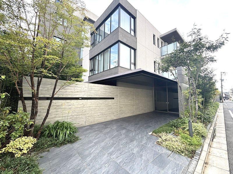 3LDK apartment in Toshima Ward, Tokyo - Photo 1