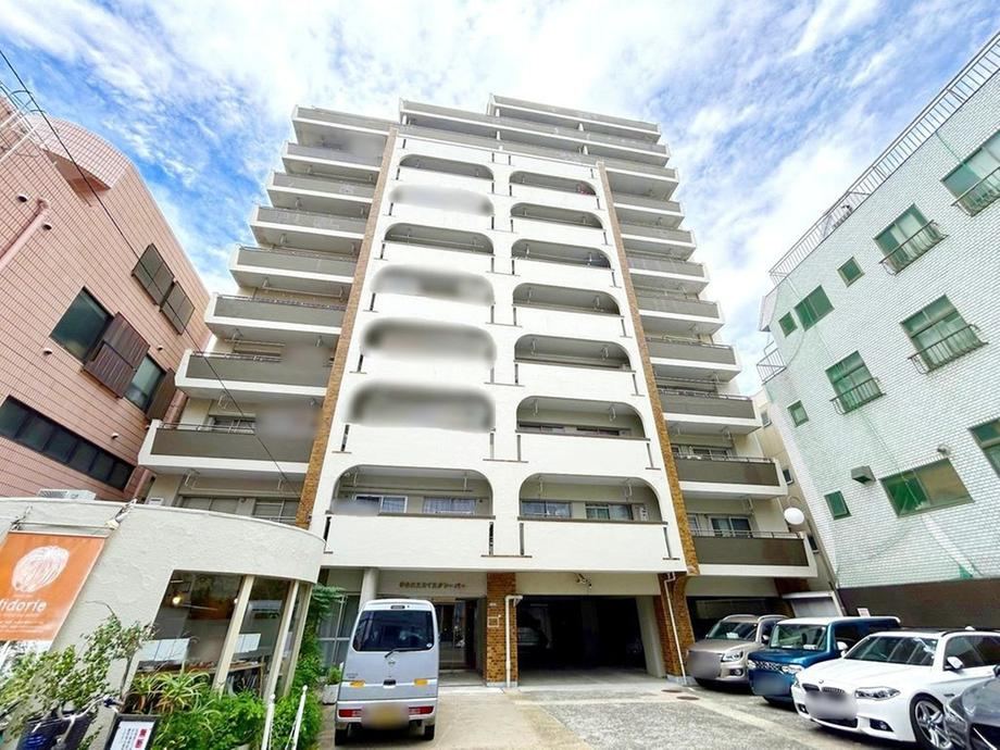 2LDK apartment in Meguro Ward, Tokyo - Photo 1