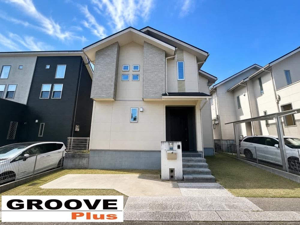 4LDK house in Kita Ward, Kobe, Hyogo - Photo 1