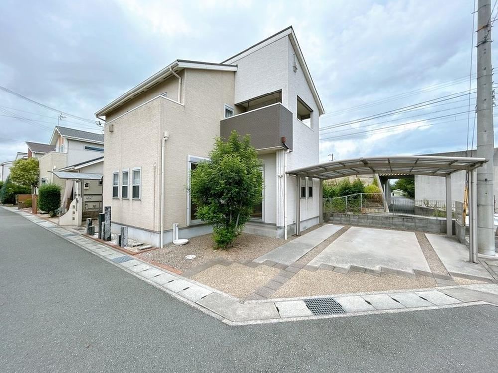 4LDK house in Himeji, Hyogo - Photo 1