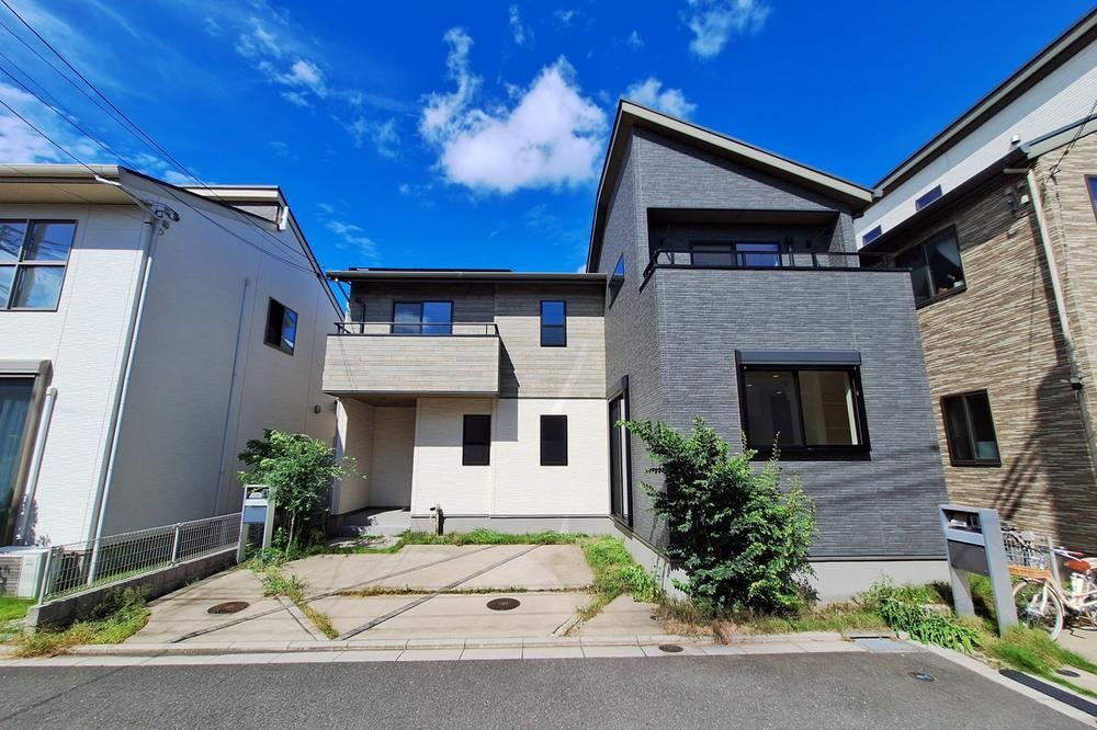 3LDK+S house in Niiza, Saitama - Photo 1