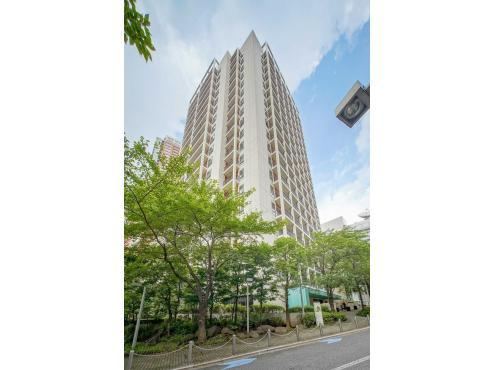 studio apartment in Minato Ward, Tokyo - Photo 1