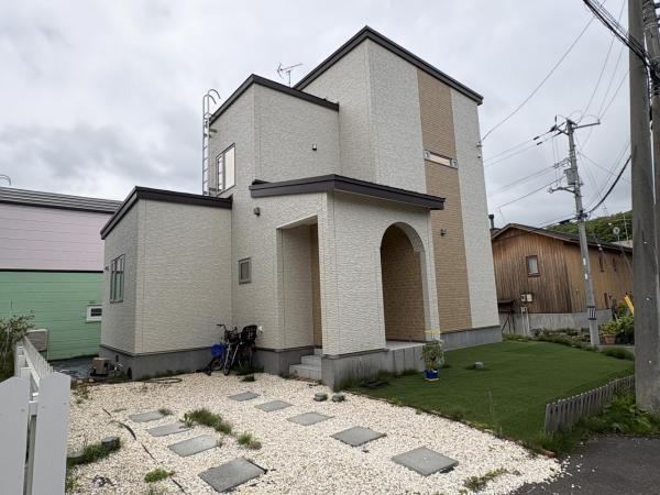4LDK+S house in Minami Ward, Sapporo, Hokkaido - Photo 1