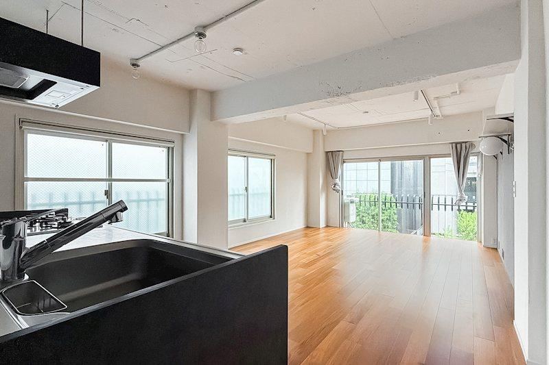 studio apartment in Shibuya Ward, Tokyo - Photo 1