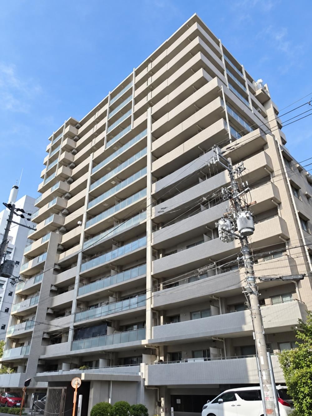 3LDK apartment in Itami, Hyogo - Photo 1