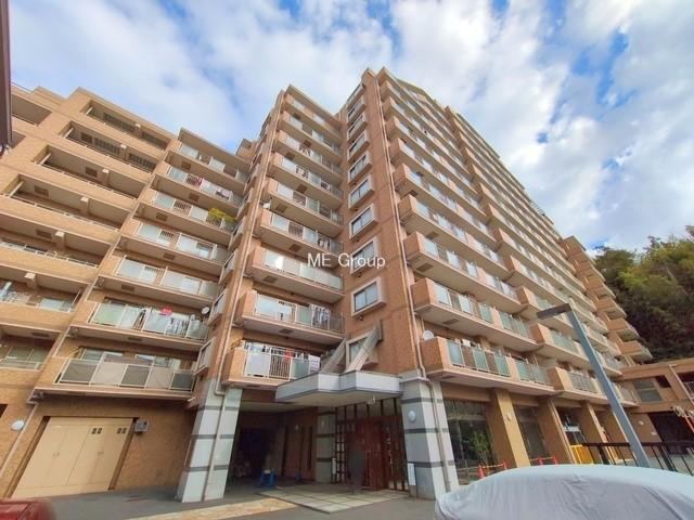3LDK apartment in Fujisawa, Kanagawa - Photo 1