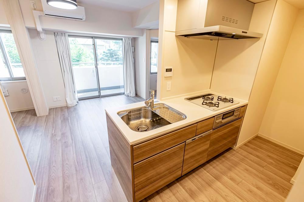 2LDK apartment in Koganei, Tokyo - Photo 1