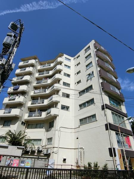 2LDK apartment in Tachikawa, Tokyo - Photo 1