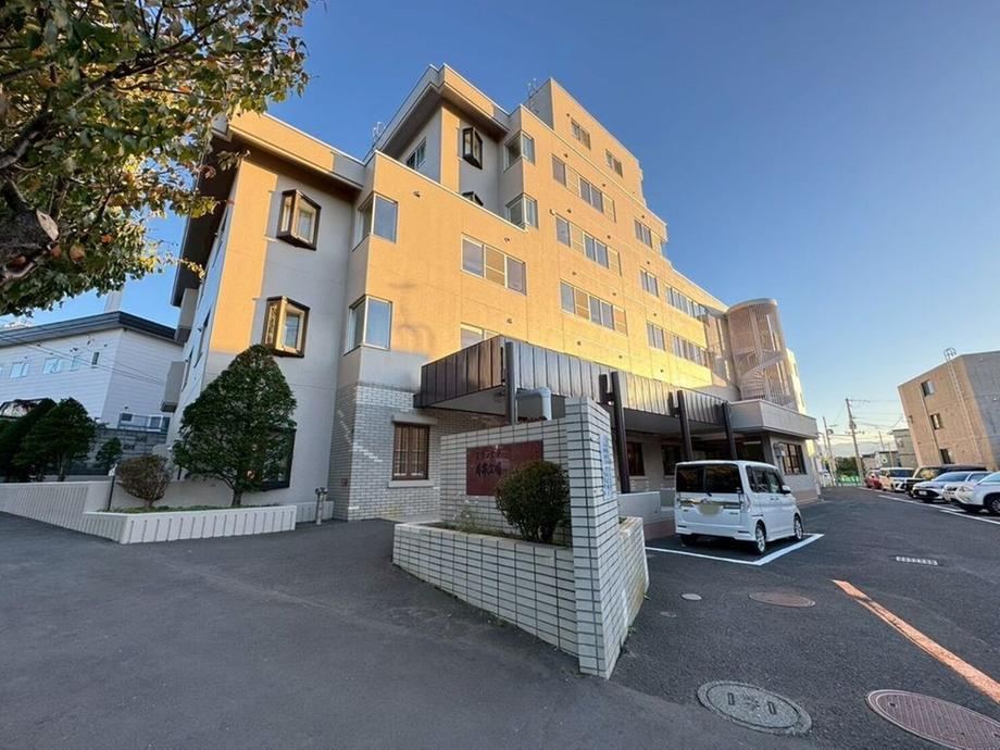 3LDK apartment in Toyohira Ward, Sapporo, Hokkaido - Photo 1