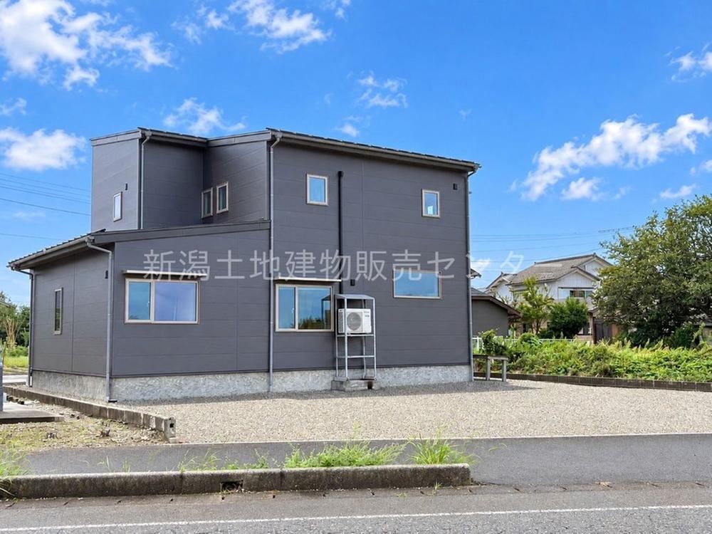 4LDK house in Murakami, Niigata - Photo 1