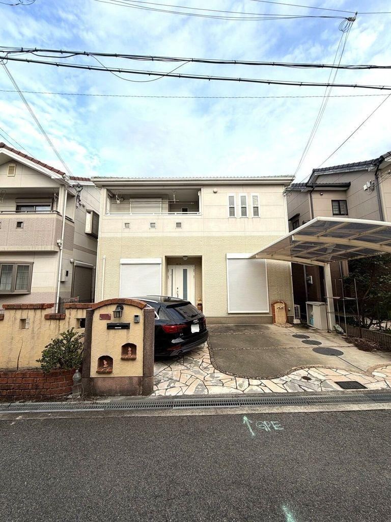 4LDK house in Izumisano, Osaka - Photo 1