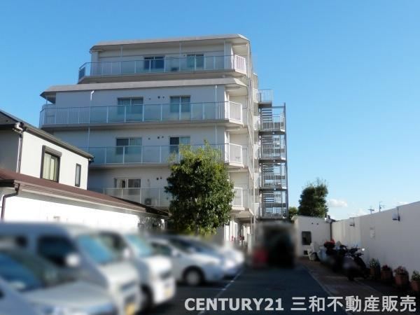 3LDK apartment in Ukyo Ward, Kyoto - Photo 1