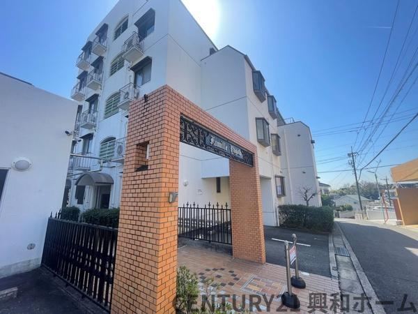 2LDK apartment in Tempaku Ward, Nagoya, Aichi - Photo 1