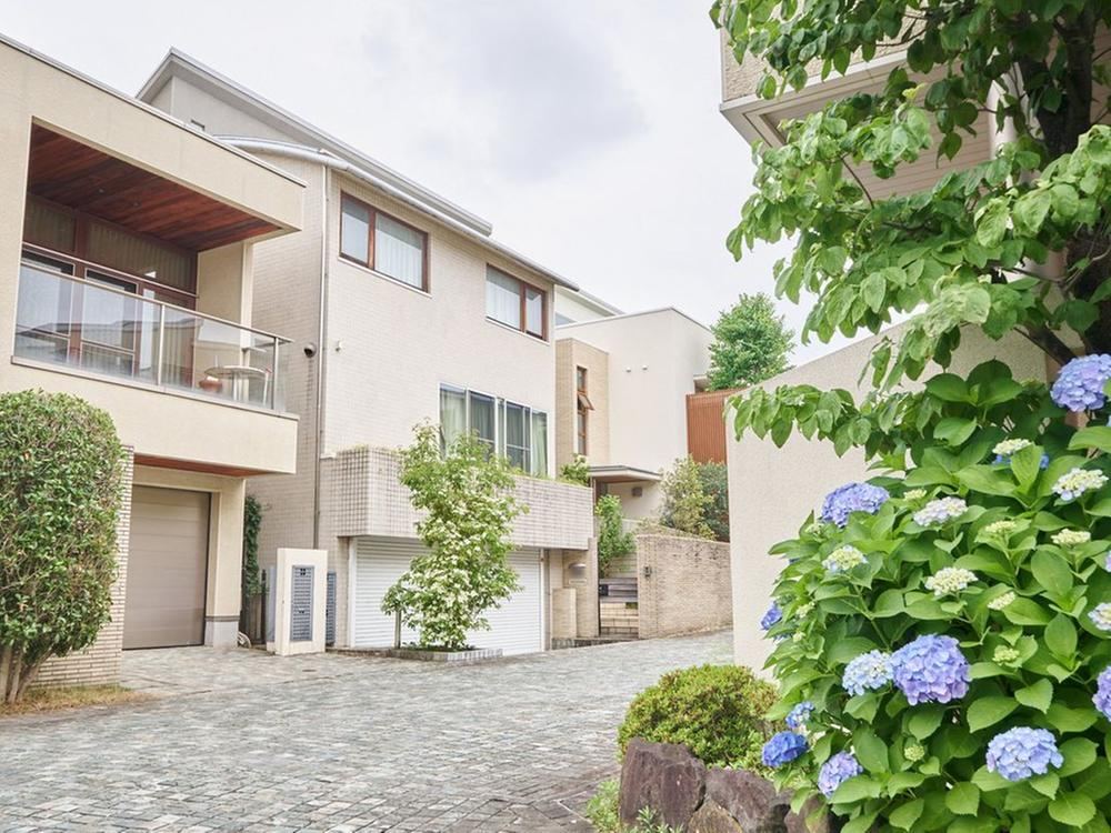 3LDK house in Setagaya Ward, Tokyo - Photo 1