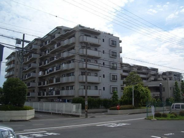 3LDK apartment in Otsu, Shiga - Photo 1