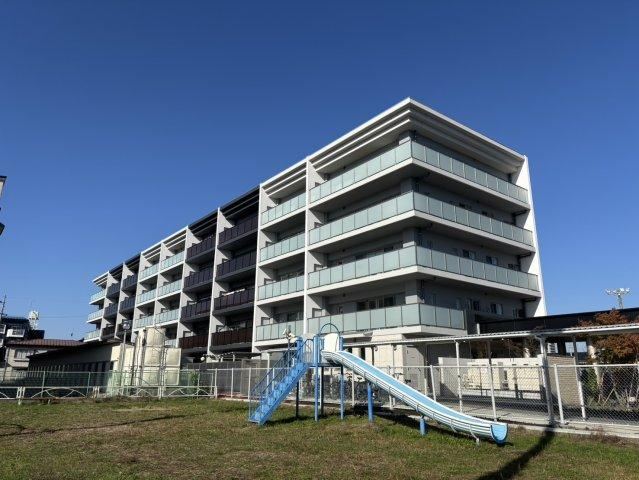 3LDK apartment in Morioka, Iwate - Photo 1