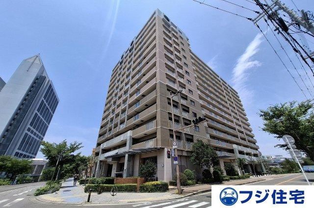 2LDK apartment in Izumisano, Osaka - Photo 1