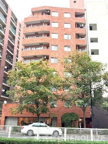2LDK apartment in Shinjuku Ward, Tokyo - Photo 1