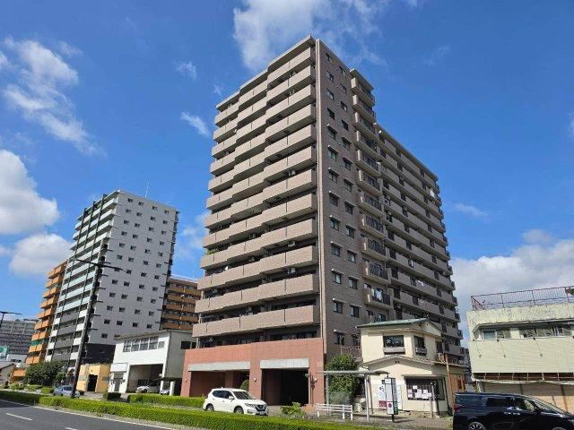 3LDK apartment in Utsunomiya, Tochigi - Photo 1