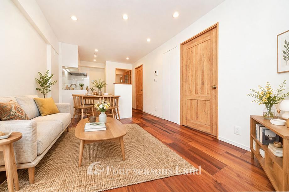 2LDK apartment in Chigasaki, Kanagawa - Photo 1
